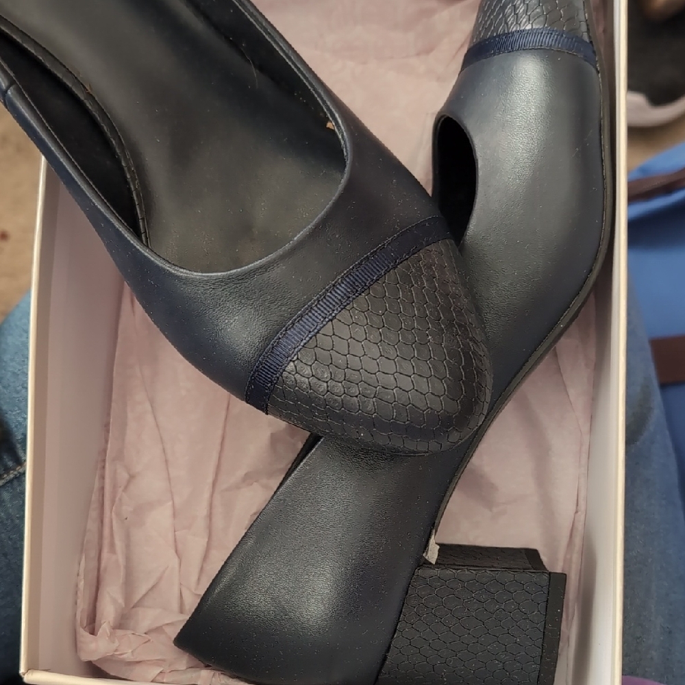 Bandolino Navy Block Heel Pumps